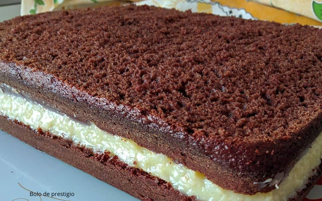 Fiz Esse Bolo de Prestígio e Meu Marido Disse Que Nunca Provou Nada Tão Gostoso
