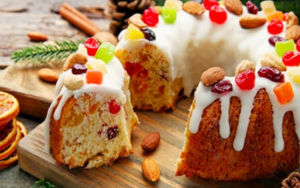 Preparei este bolo natalino com 6 ingredientes e o cheiro tomou a casa inteira